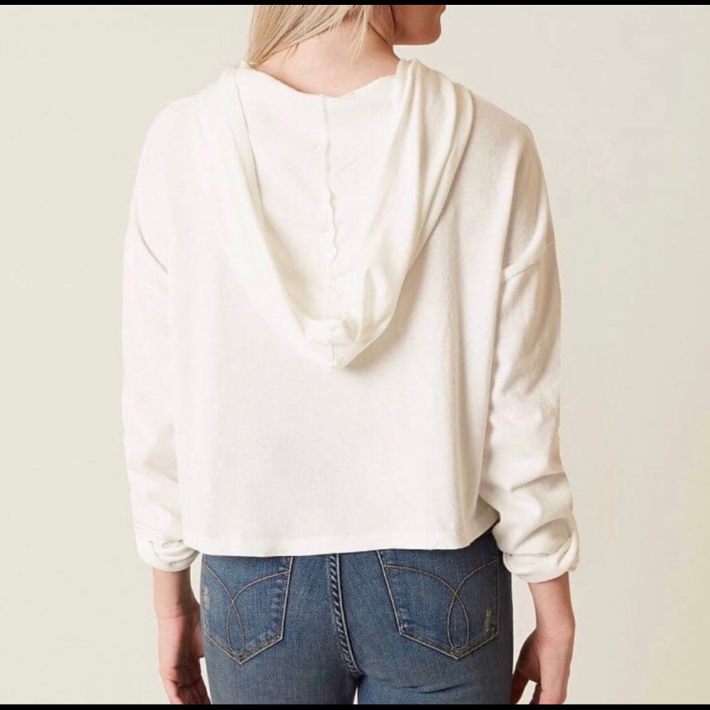 Billabong Cropped Hooded Tee. L - Picture 3 of 8